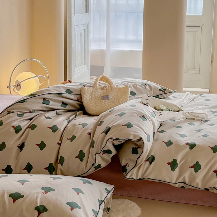 91家纺网 家纺一手货源 找家纺 汇庭 2022新款长绒棉印花学生春秋被 哈伯