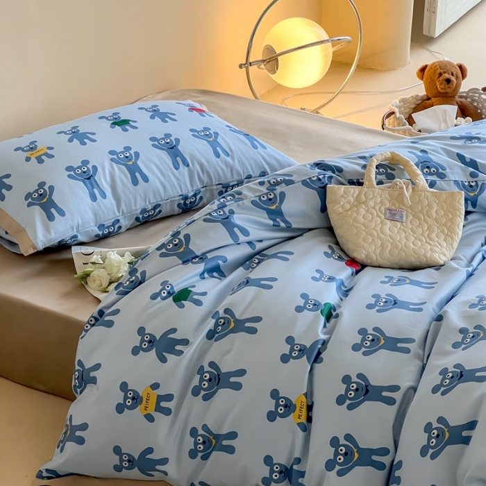 91家纺网 家纺一手货源 找家纺 汇庭 2022新款长绒棉印花学生春秋被 姜饼人蓝