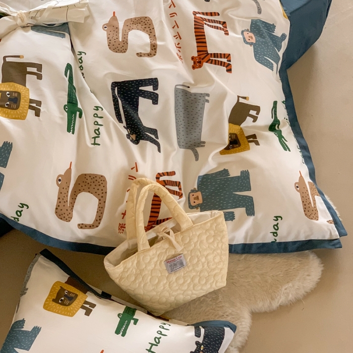 91家纺网 家纺一手货源 找家纺 汇庭 2022新款长绒棉印花学生春秋被 卡丘