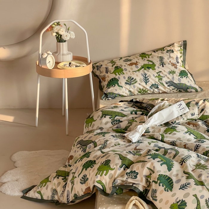 91家纺网 家纺一手货源 找家纺 汇庭 2022新款长绒棉印花学生春秋被 恐龙森林