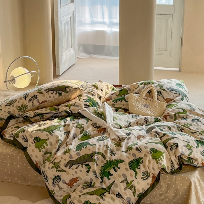91家纺网 家纺一手货源 找家纺 汇庭 2022新款长绒棉印花学生春秋被 恐龙森林