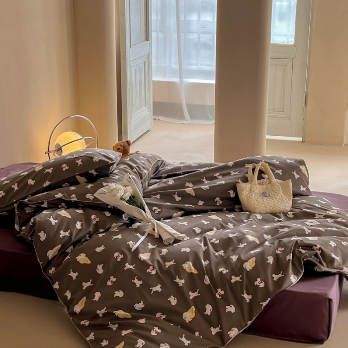 91家纺网 家纺一手货源 找家纺 汇庭 2022新款长绒棉印花学生春秋被 麦基兔