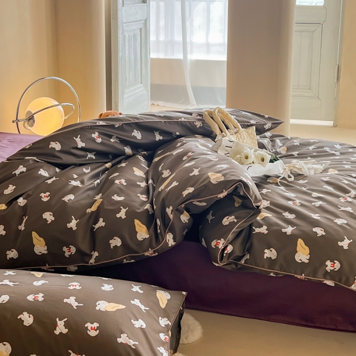 91家纺网 家纺一手货源 找家纺 汇庭 2022新款长绒棉印花学生春秋被 麦基兔