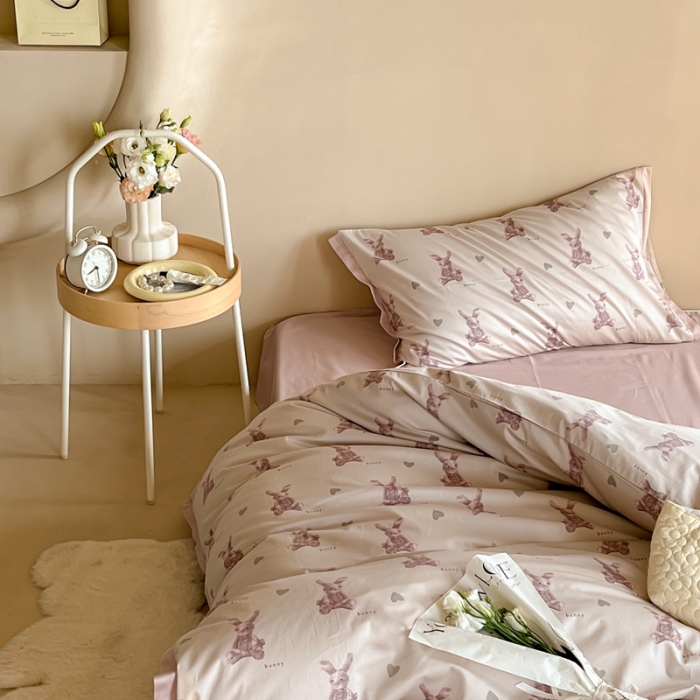 91家纺网 家纺一手货源 找家纺 汇庭 2022新款长绒棉印花学生春秋被 萌萌兔