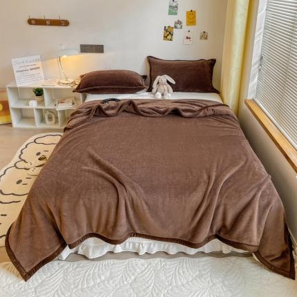 91家纺网 家纺一手货源 找家纺 雅萱家纺 2022新款纯色牛奶绒多功能毛毯 咖啡