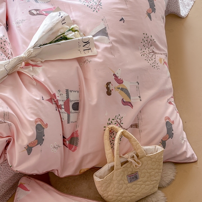 91家纺网 家纺一手货源 找家纺 汇庭 2022新款长绒棉印花学生春秋被 小公主