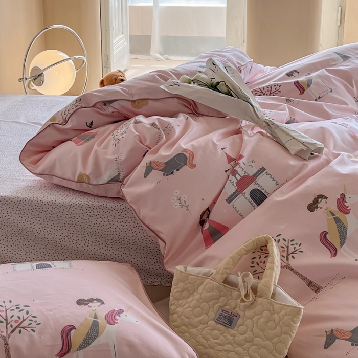 91家纺网 家纺一手货源 找家纺 汇庭 2022新款长绒棉印花学生春秋被 小公主