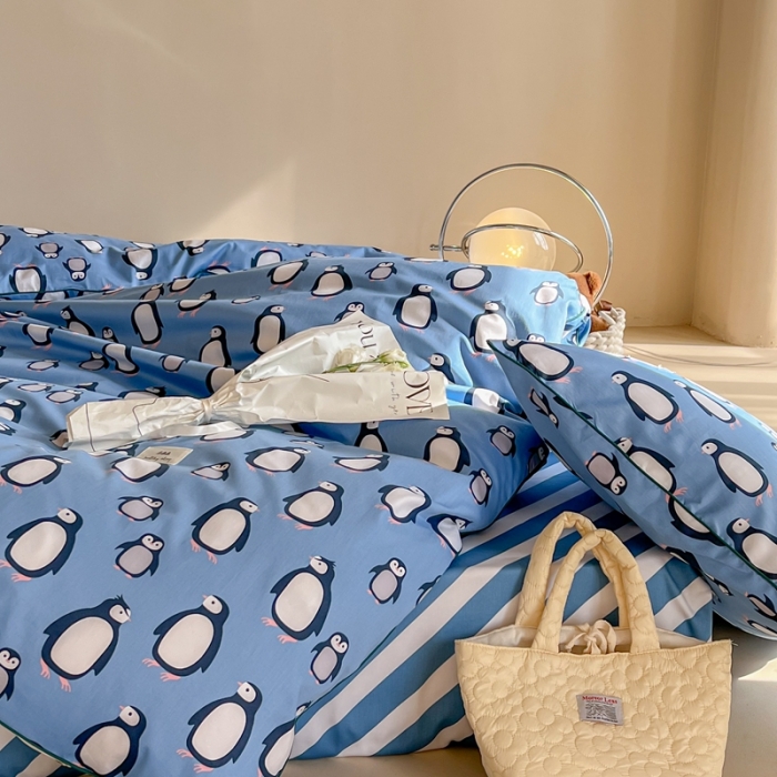 91家纺网 家纺一手货源 找家纺 汇庭 2022新款长绒棉印花学生春秋被 小企鹅