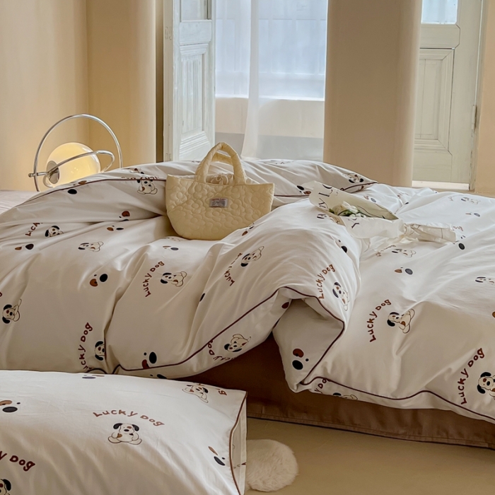 91家纺网 家纺一手货源 找家纺 汇庭 2022新款长绒棉印花学生春秋被 掌门狗