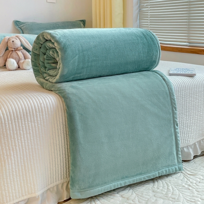 91家纺网 家纺一手货源 找家纺 （总）雅萱家纺 2022新款纯色牛奶绒多功能毛毯