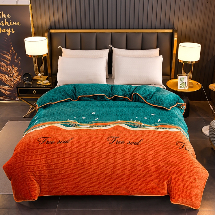 91家纺网 家纺一手货源 找家纺 雨洋2025新款加厚保暖牛奶绒金貂婴儿绒单被套 自由飞翔