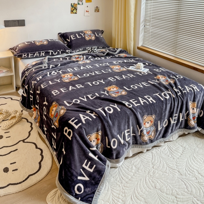 91家纺网 家纺一手货源 找家纺 雅萱家纺 2022新款印花云貂绒毛毯 love熊