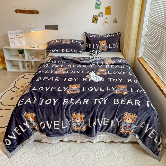 91家纺网 家纺一手货源 找家纺 雅萱家纺 2022新款印花云貂绒毛毯 love熊