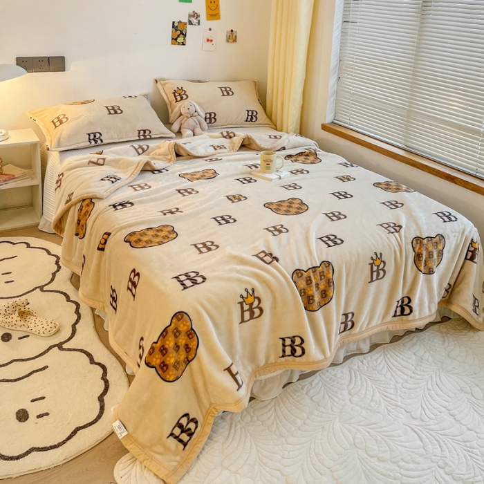 91家纺网 家纺一手货源 找家纺 雅萱家纺 2022新款印花云貂绒毛毯 宝莉熊