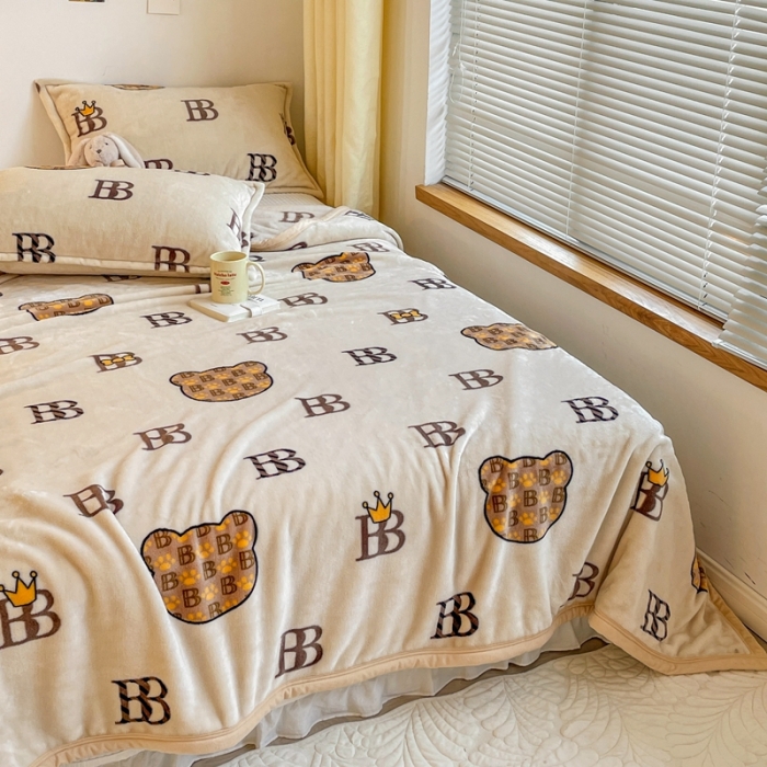 91家纺网 家纺一手货源 找家纺 雅萱家纺 2022新款印花云貂绒毛毯 宝莉熊