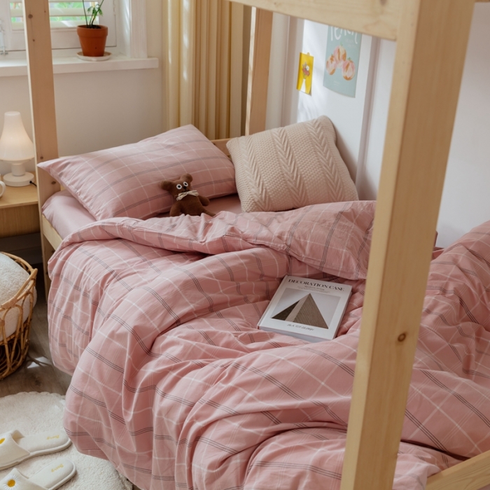 91家纺网 家纺一手货源 找家纺 梦享生活家居 2022新款水洗棉上下铺三件套 格调粉