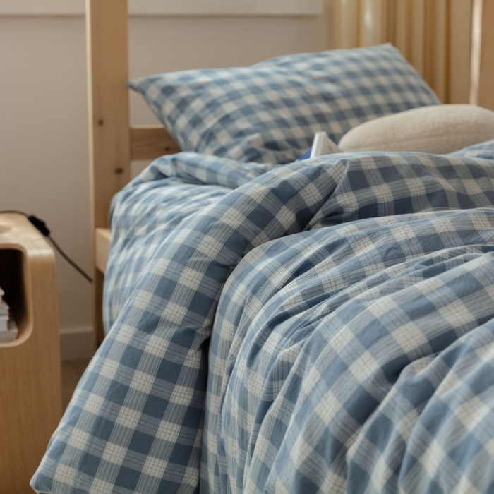 91家纺网 家纺一手货源 找家纺 梦享生活家居 2022新款水洗棉上下铺三件套 晓月格蓝