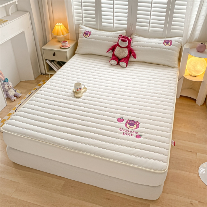 91家纺网 家纺一手货源 找家纺 (总) 鑫钰 2023新款迪士尼全棉色织刺绣床笠