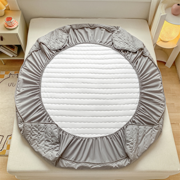 91家纺网 家纺一手货源 找家纺 鑫钰 2023新款迪士尼全棉色织刺绣床笠 快乐米奇