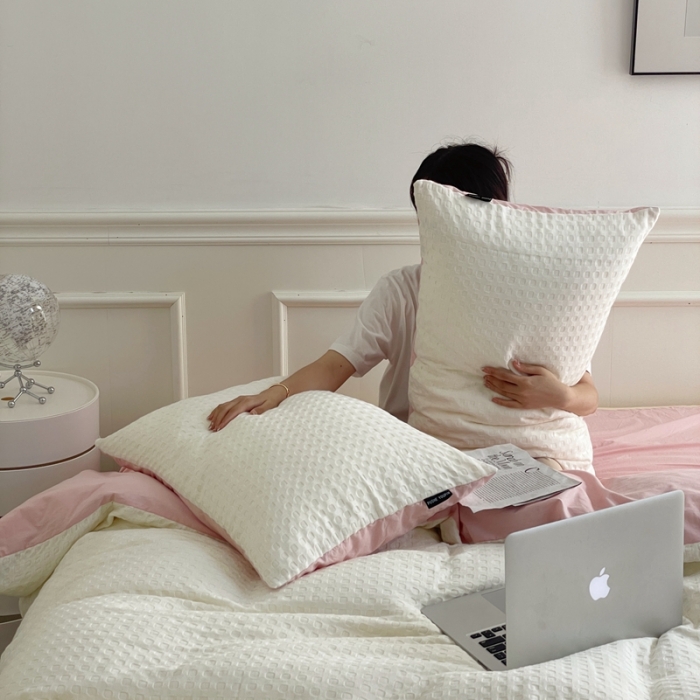 91家纺网 家纺一手货源 找家纺 梦享生活家居 2022新款华夫格四件套 奶昔双拼水粉