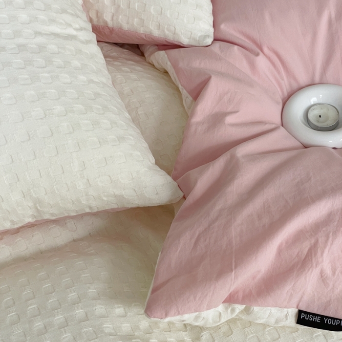 91家纺网 家纺一手货源 找家纺 梦享生活家居 2022新款华夫格四件套 奶昔双拼水粉