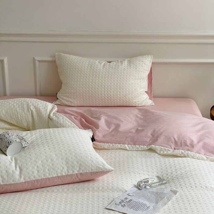 91家纺网 家纺一手货源 找家纺 梦享生活家居 2022新款华夫格四件套 奶昔双拼水粉