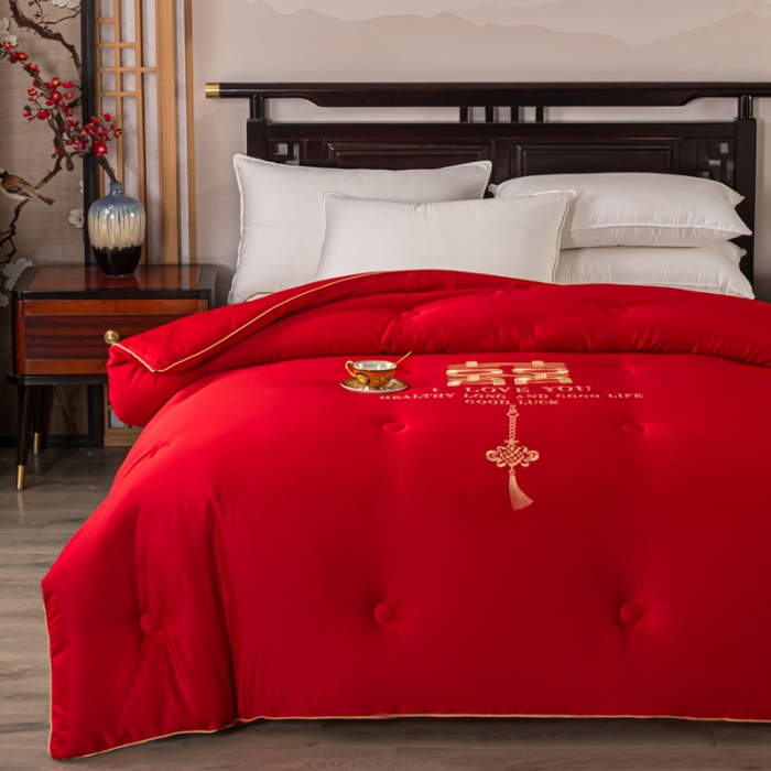 91家纺网 家纺一手货源 找家纺 壹张床 新款婚庆斜纹水洗棉绣花冬被大豆春秋被喜庆被大红被子 幸福喜嫁