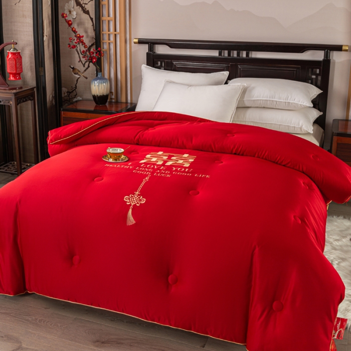 91家纺网 家纺一手货源 找家纺 壹张床 新款婚庆斜纹水洗棉绣花冬被大豆春秋被喜庆被大红被子 幸福喜嫁