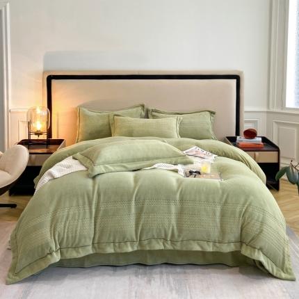 91家纺网 家纺一手货源 找家纺 嗯呢 2023新款A类高克重轻奢雕花牛奶绒四件套 大麦-豆绿