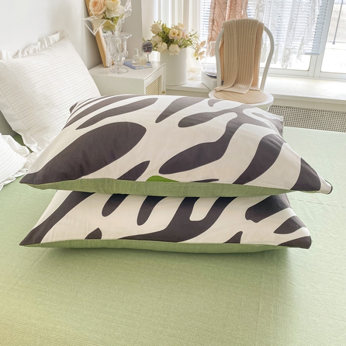 91家纺网 家纺一手货源 找家纺 黑马家居全棉印花喷气12868套件-单品枕套 斑马