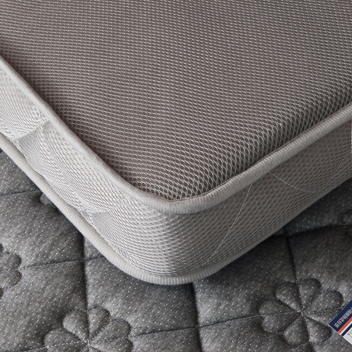 91家纺网 家纺一手货源 找家纺 欣罗兰2023立体针织三明治双面床垫-学生款 四叶草-灰