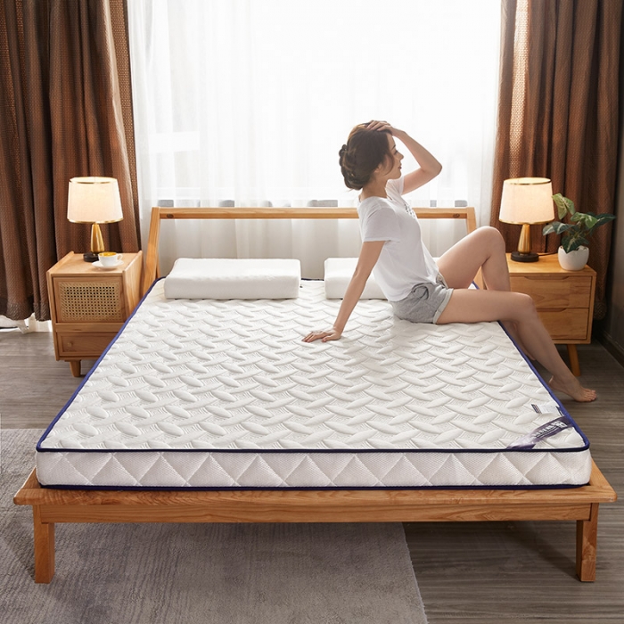 91家纺网 家纺一手货源 找家纺 欣罗兰 2023新款立体针织三明治双面床垫系列-成人款 格韵白