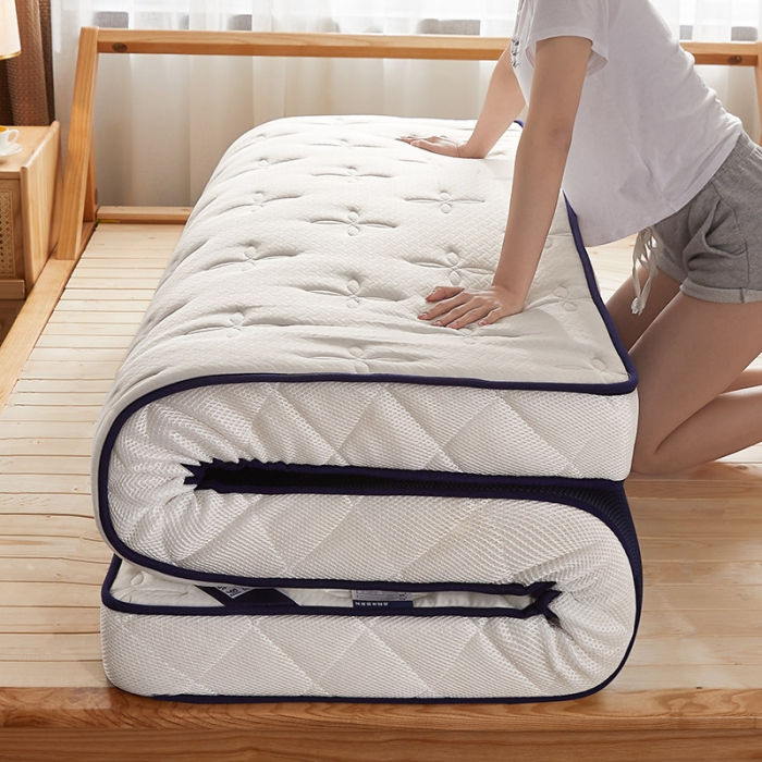 91家纺网 家纺一手货源 找家纺 欣罗兰2023立体针织三明治双面床垫-成人款四叶花-白色