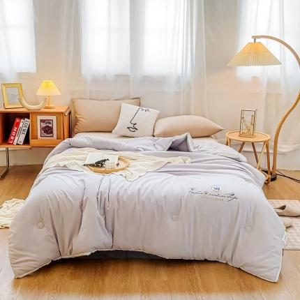 91家纺网 家纺一手货源 找家纺 欧夏被业 2022新款山茶花大豆被春秋被子夏凉被 亮银灰