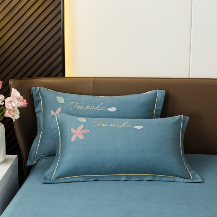 91家纺网 家纺一手货源 找家纺 畅畅家纺 2022新款全棉磨毛绣花四件套 枫叶-孔雀蓝