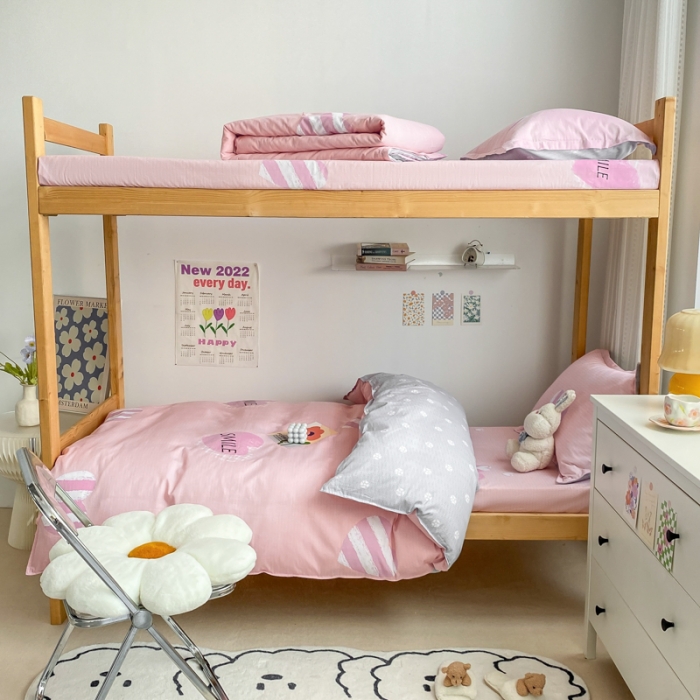 91家纺网 家纺一手货源 找家纺 铭成家纺2022新款全棉印花学生三件套 粉红甜心-红