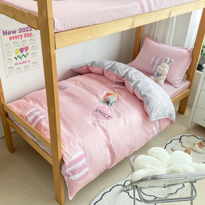 91家纺网 家纺一手货源 找家纺 铭成家纺2022新款全棉印花学生三件套 粉红甜心-红