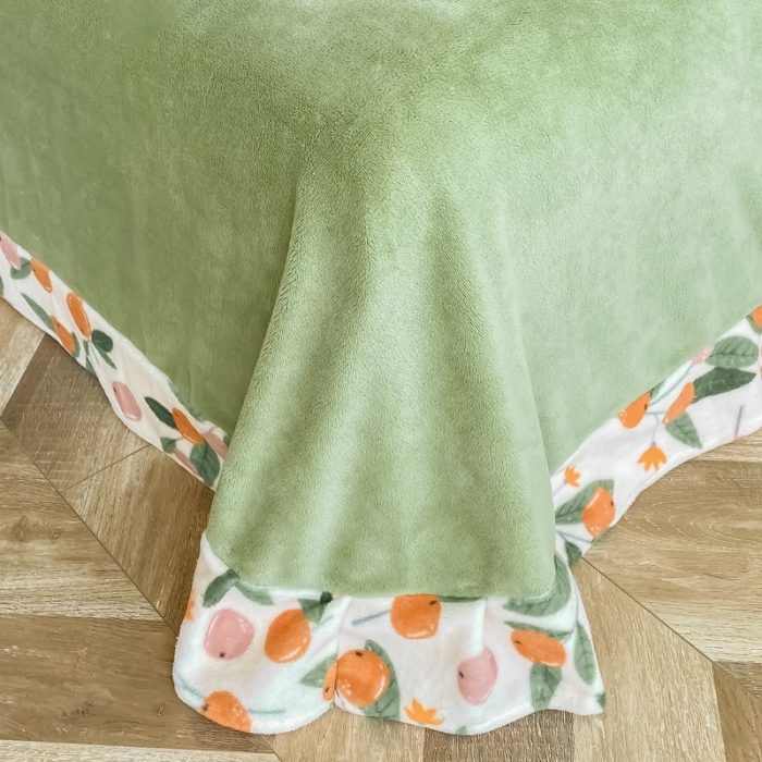 91家纺网 家纺一手货源 找家纺 呗旺鹿 2022高克重印花小清新加厚保暖牛奶绒四件套直播橘美