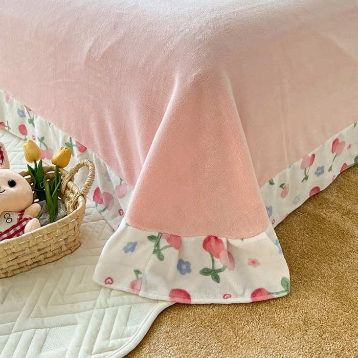 91家纺网 家纺一手货源 找家纺 呗旺鹿 2022年印花小清新加厚保暖牛奶绒四件套直播元气桃桃