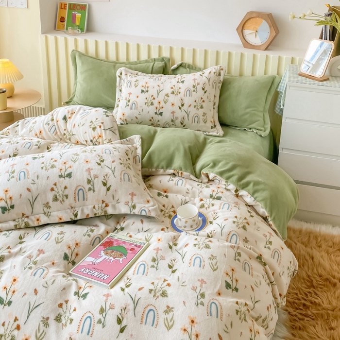 91家纺网 家纺一手货源 找家纺 呗旺鹿 2022年印花小清新加厚保暖牛奶绒四件套直播 百草香