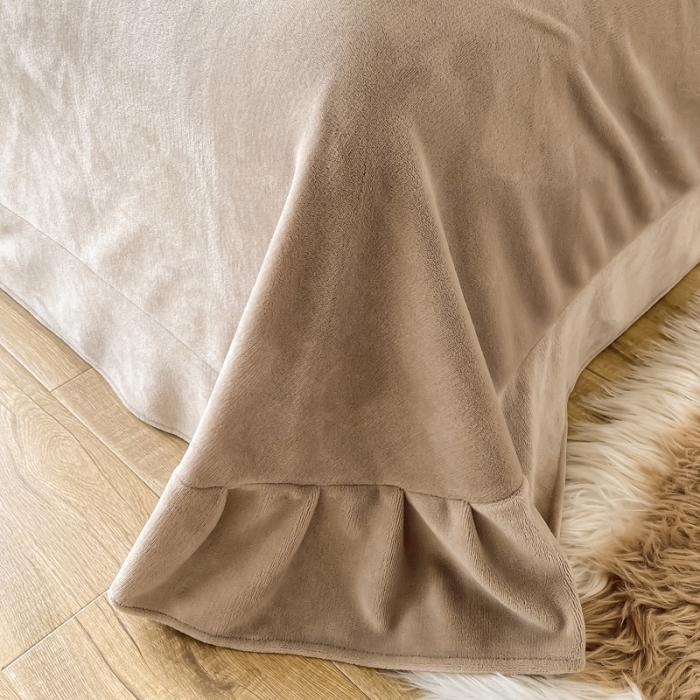 91家纺网 家纺一手货源 找家纺 呗旺鹿 2022年印花小清新加厚保暖牛奶绒四件套直播 缤纷熊