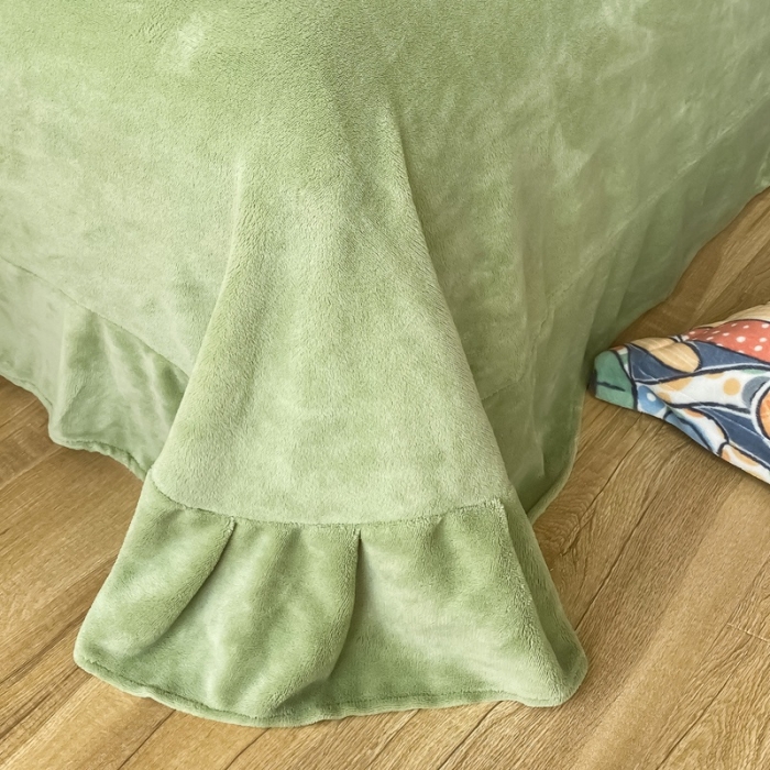 91家纺网 家纺一手货源 找家纺 呗旺鹿 2022年印花小清新加厚保暖牛奶绒四件套直播 玩具熊