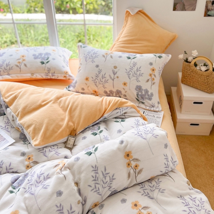 91家纺网 家纺一手货源 找家纺 呗旺鹿 2022印花小清新加厚保暖牛奶绒四件套直播 花影暗香