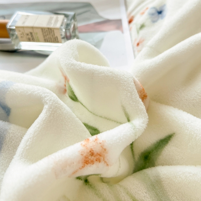 91家纺网 家纺一手货源 找家纺 呗旺鹿 2022印花小清新加厚保暖牛奶绒四件套直播 花语仙踪