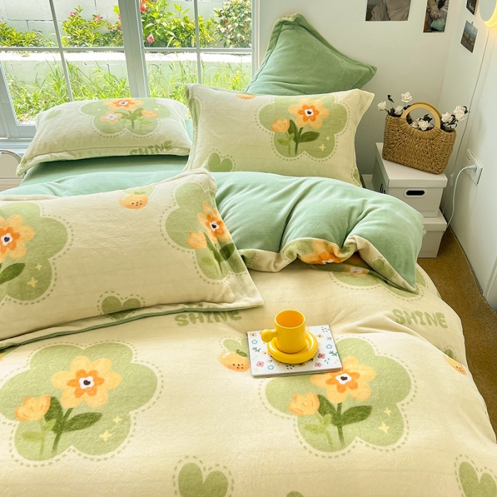 91家纺网 家纺一手货源 找家纺 呗旺鹿 2022年印花小清新加厚保暖牛奶绒四件套直播 绿颜