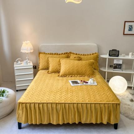 91家纺网 家纺一手货源 找家纺 （总）禧缘家纺（原梦想家）  2024新款纯色牛奶绒花边床裙式夹棉床笠