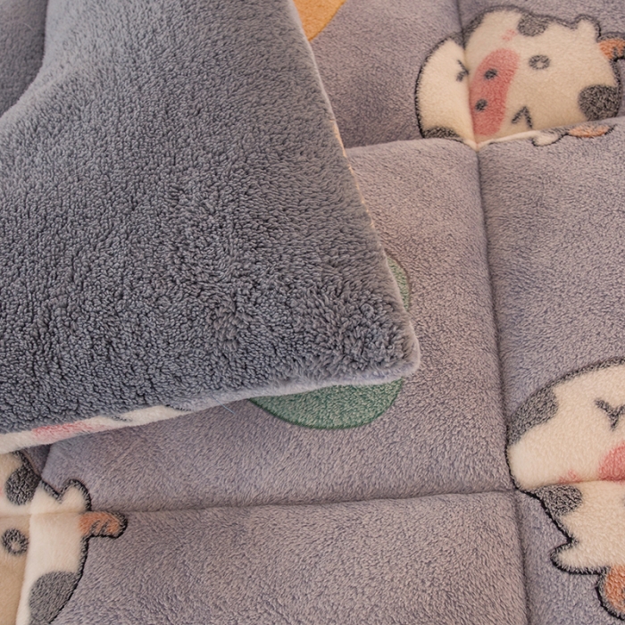 91家纺网 家纺一手货源 找家纺 畅销被业2025新款加厚保暖雪花绒冬被 勇敢牛牛