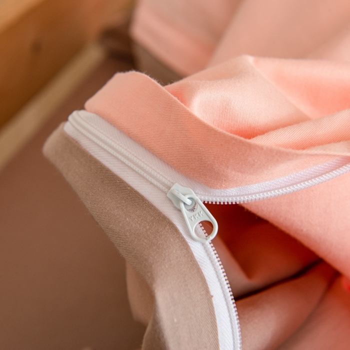 91家纺网 家纺一手货源 找家纺 杜先生 全棉学生宿舍上下铺色拼系列三件套 初恋粉-卡其