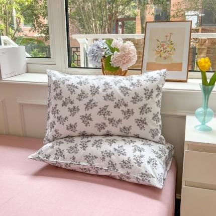 91家纺网 家纺一手货源 找家纺 总优彩 2022新款全棉13372法式田园风情浪漫碎花单枕套