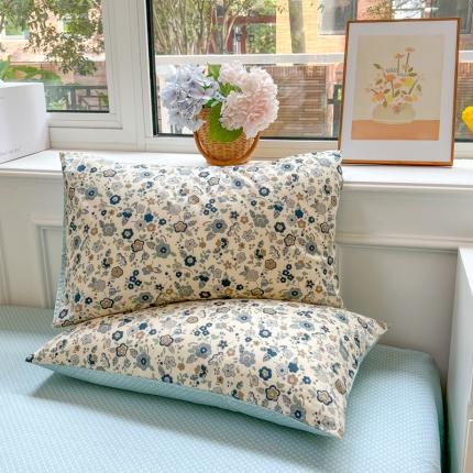 91家纺网 家纺一手货源 找家纺 优彩 2022全棉13372法式田园风情浪漫碎花单枕套 蓝茵